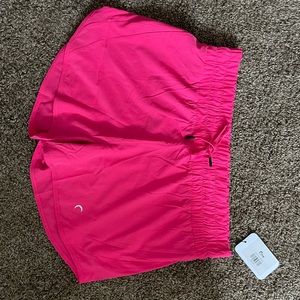 Zyia Active Magenta Vault Shorts Large NWT